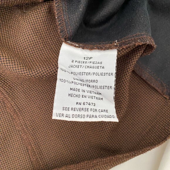 Vintage Brown Buttoned Top - Picture 7 of 8